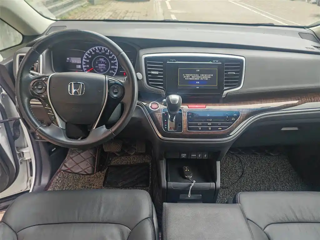 Honda Odyssey — миниатюра 9
