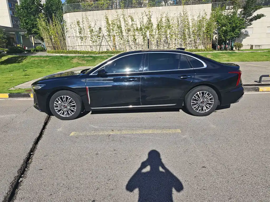 Hongqi Hongqi H5 — миниатюра 4