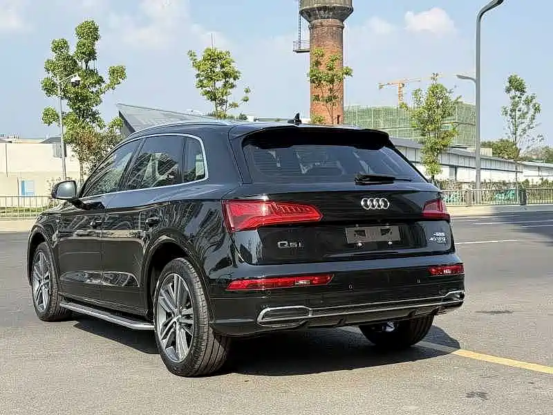 Audi Q5L 2020 40 TFSI Fashion