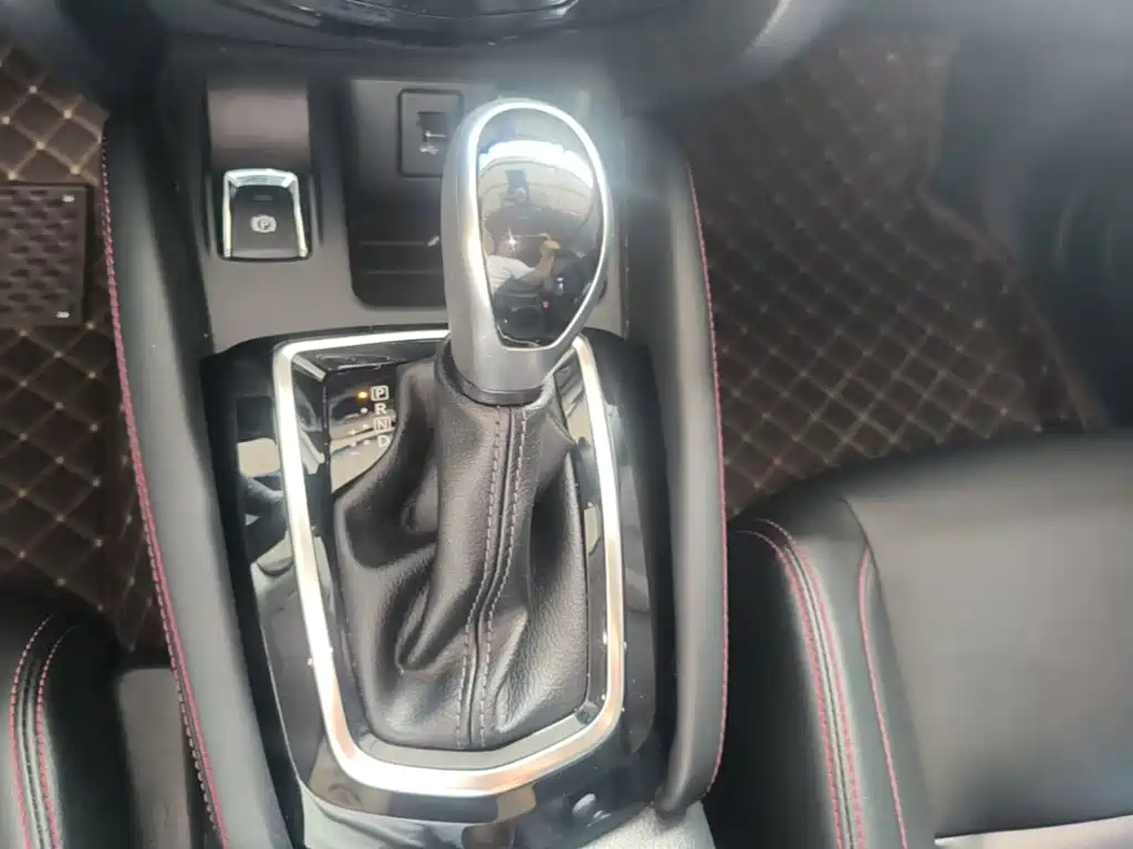 Nissan Qashqai — миниатюра 14
