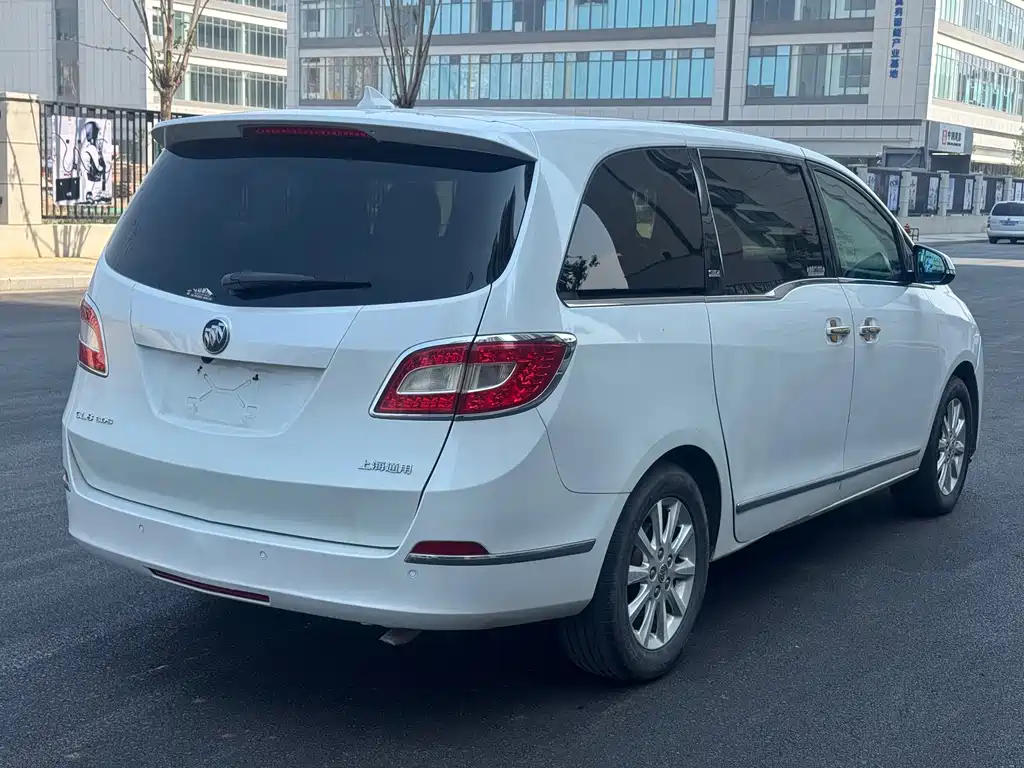 Buick GL8 — миниатюра 4