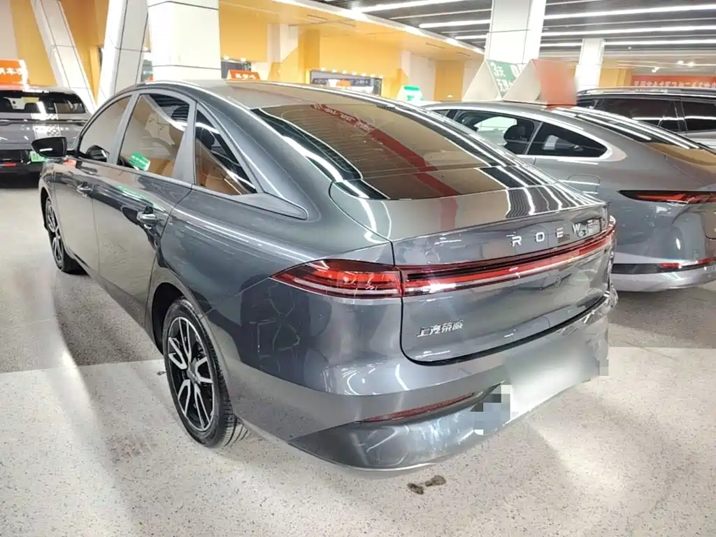 Roewe Young Wai D6 — миниатюра 5
