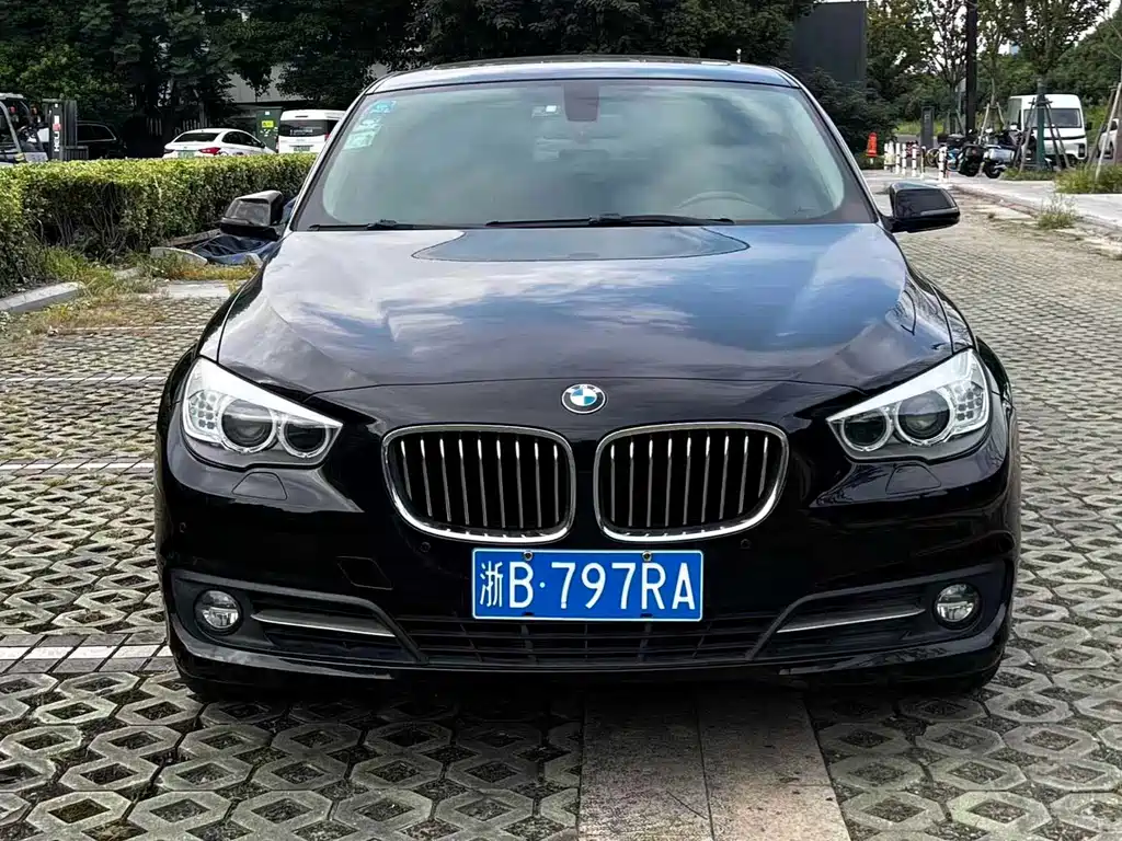BMW 5 Series GT — миниатюра 2