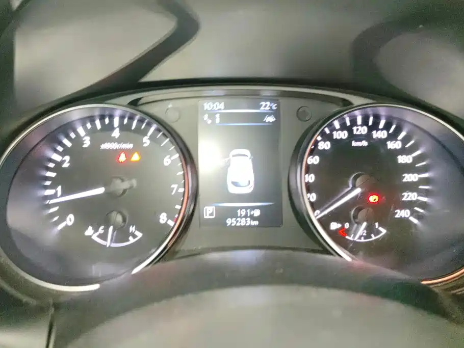 Nissan Qashqai — миниатюра 14