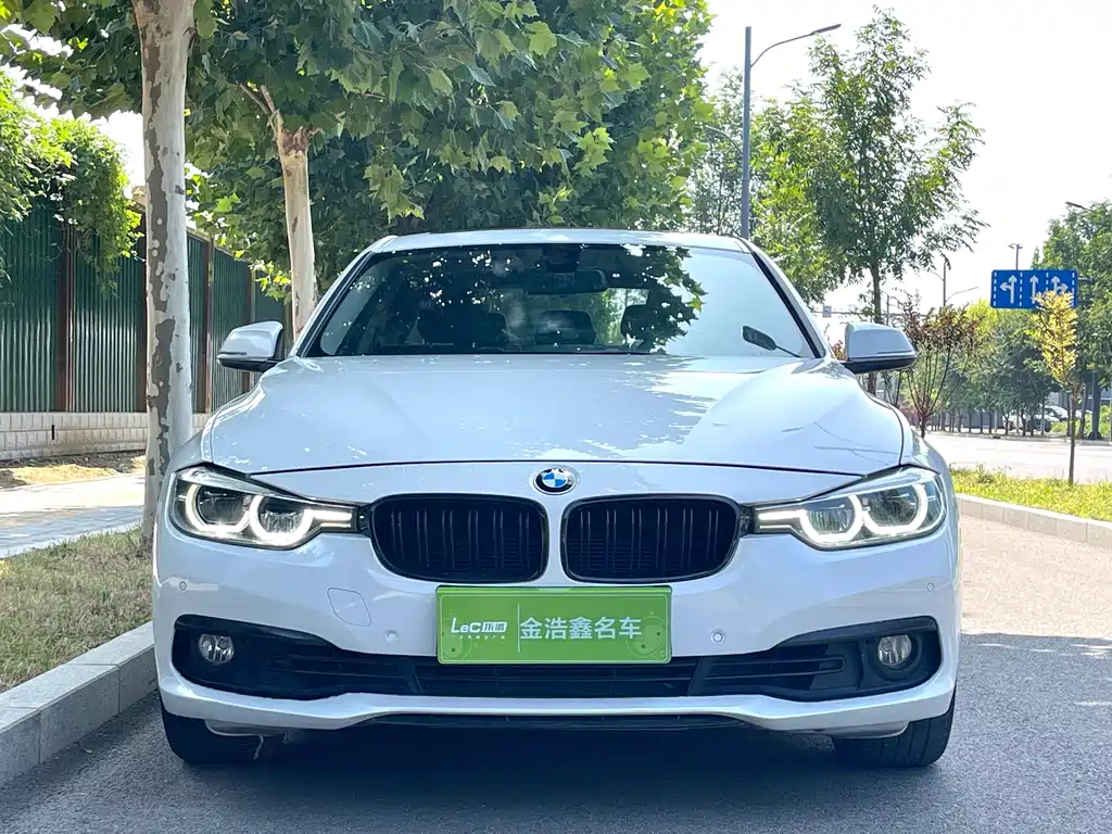 BMW 3 Series — миниатюра 2