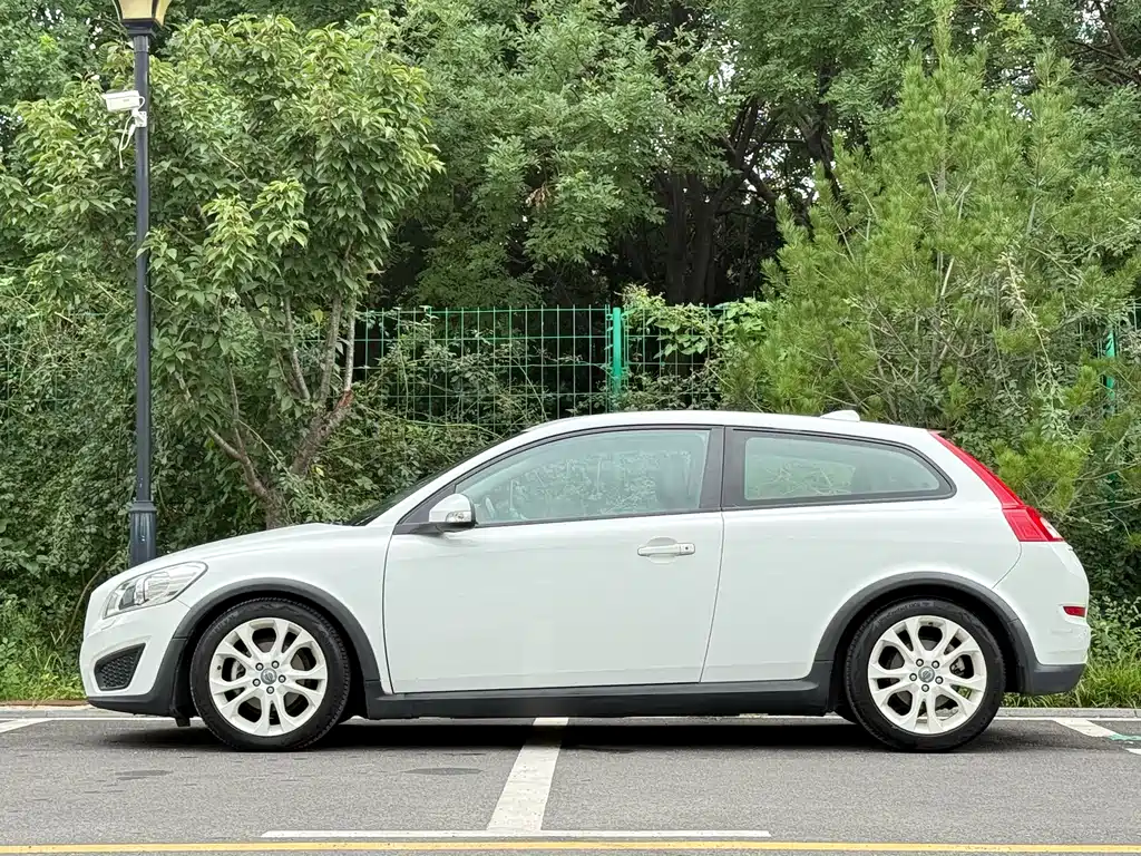 Volvo C30 — миниатюра 3