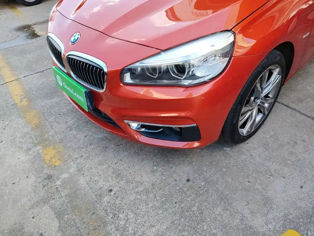 BMW 2 Series Active Tourer — миниатюра 24