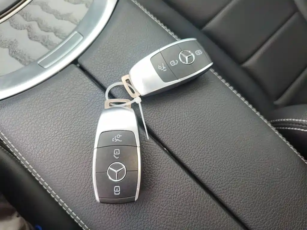 Mercedes-Benz C-Class — миниатюра 9