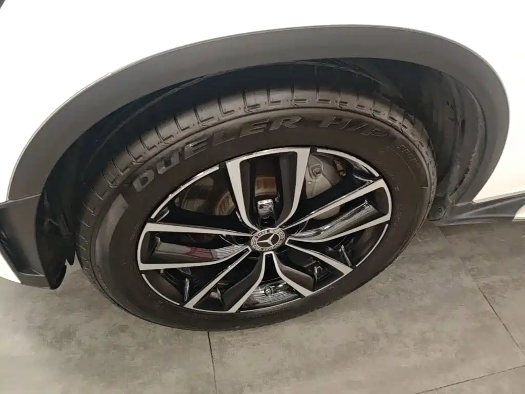 Mercedes-Benz GLC — миниатюра 23