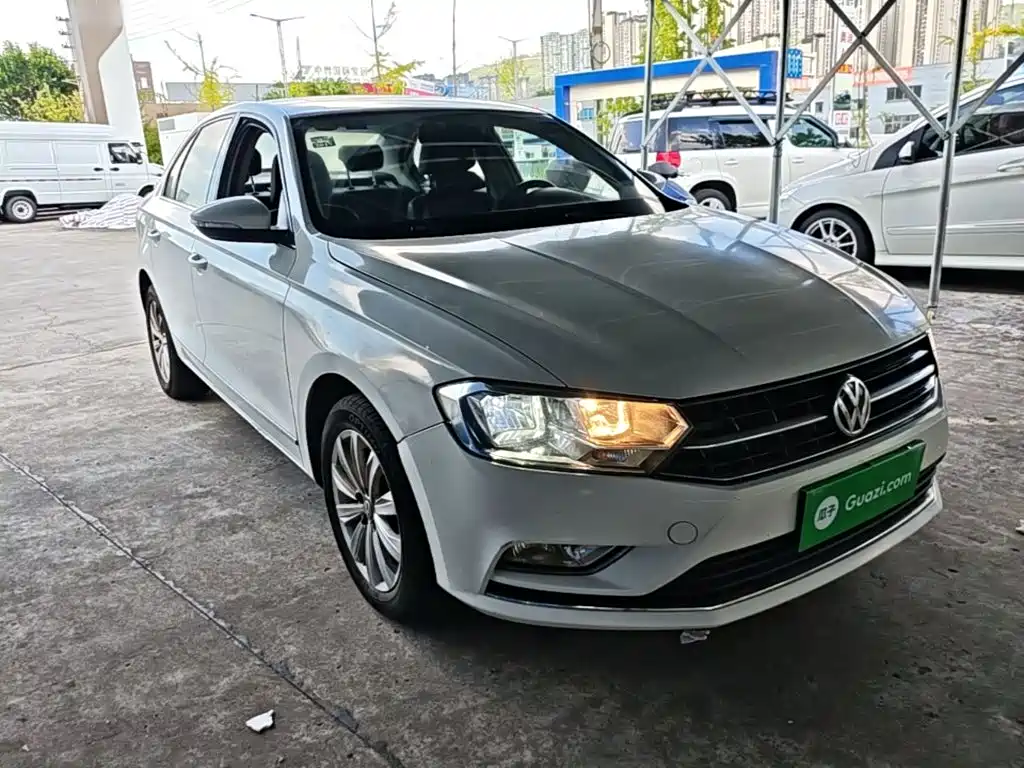 Volkswagen Bora — миниатюра 4