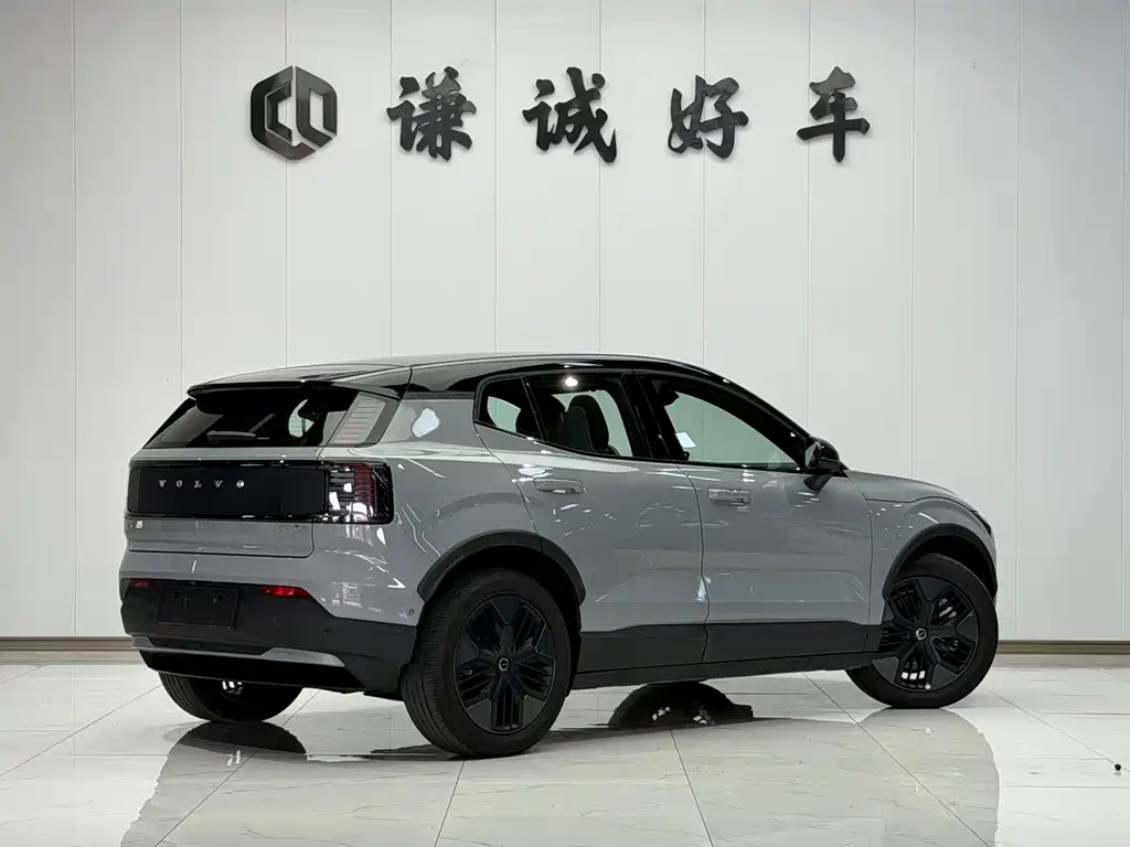 Volvo EX30 — миниатюра 5