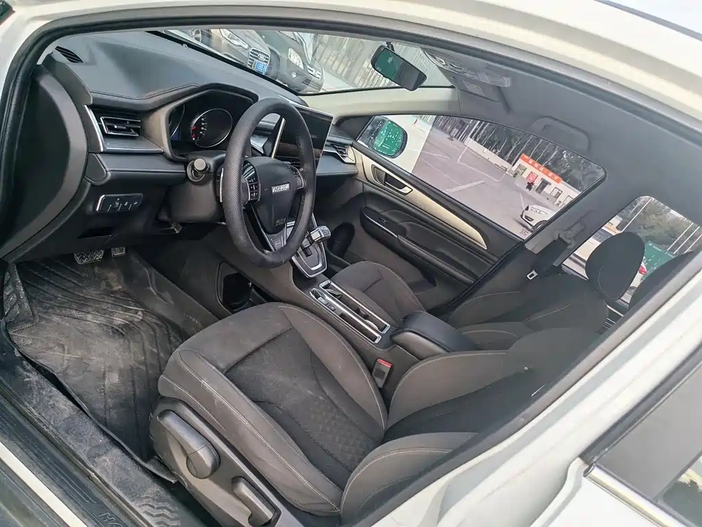 Haval M6 — миниатюра 9