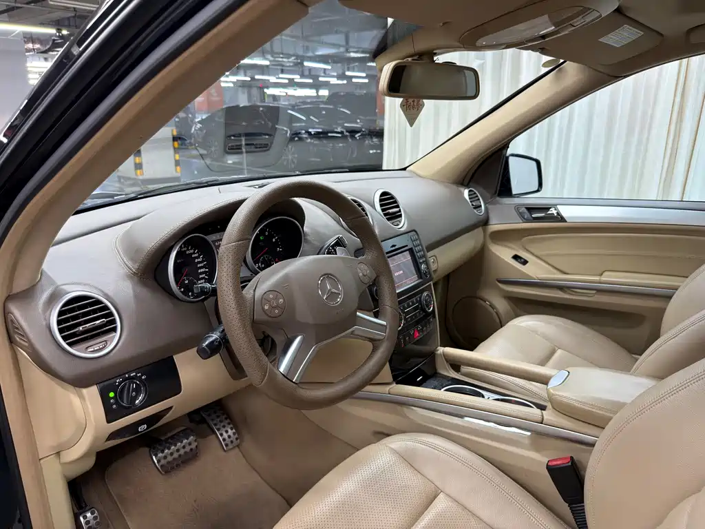 Mercedes-Benz M A MG M AMG 2011 AMG ML 63