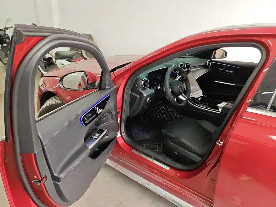 Mercedes-Benz C-Class — миниатюра 5