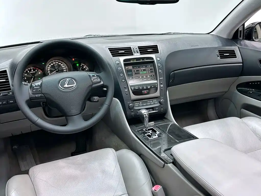 Lexus GS — миниатюра 10