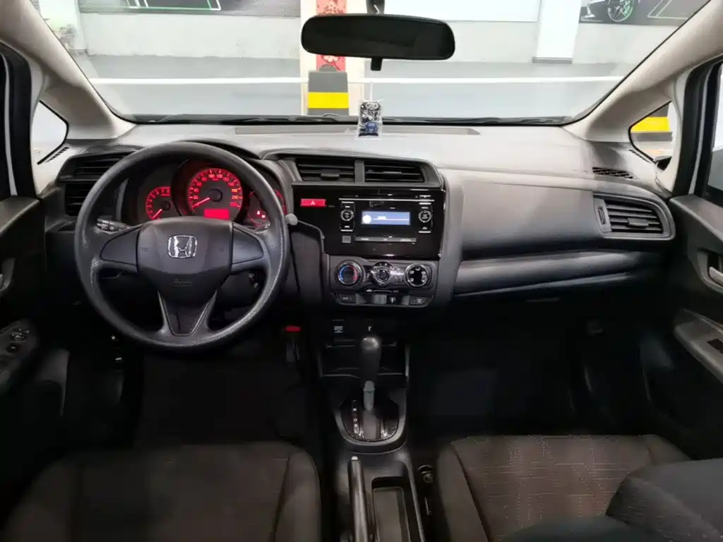 Honda Fit — миниатюра 10