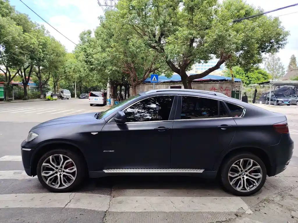 BMW X6 — миниатюра 9
