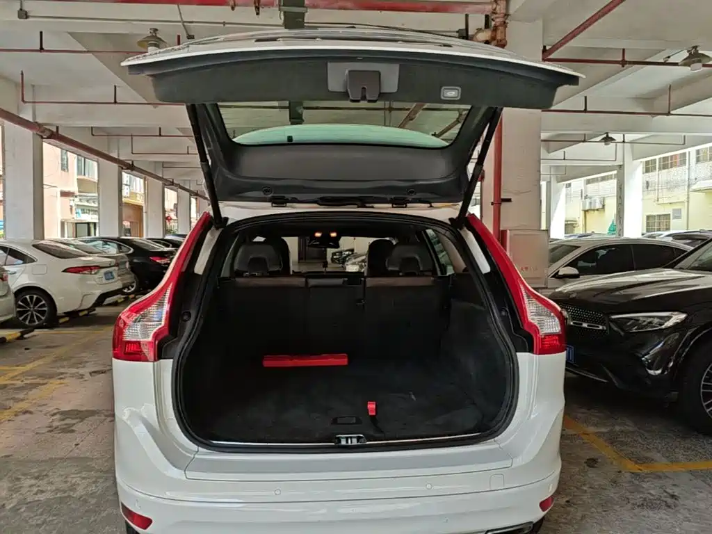 Volvo XC60 — миниатюра 19