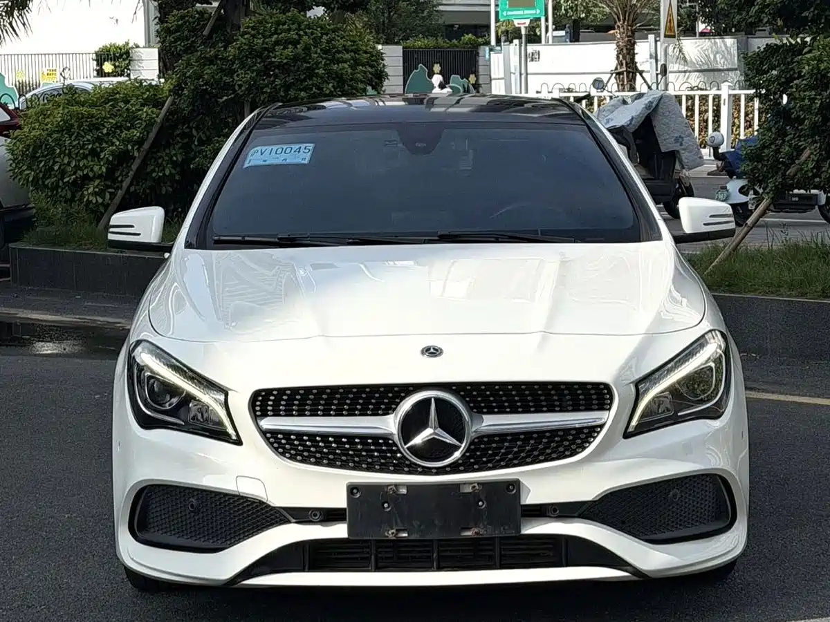 Mercedes-Benz CLA Import