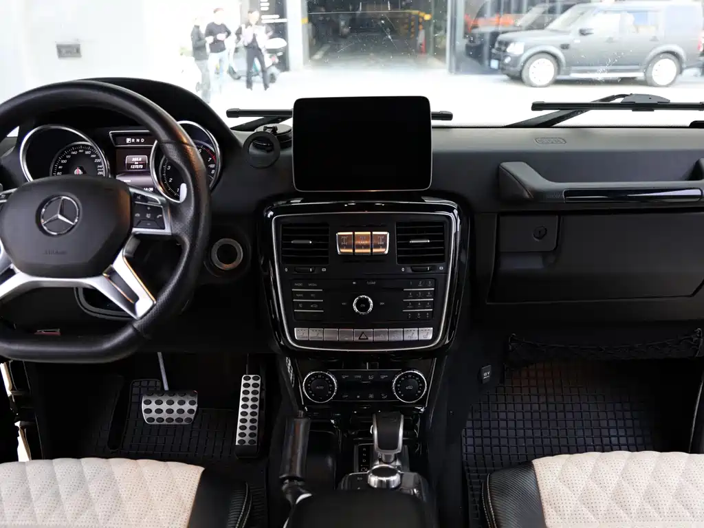 Mercedes-Benz G-Class — миниатюра 13