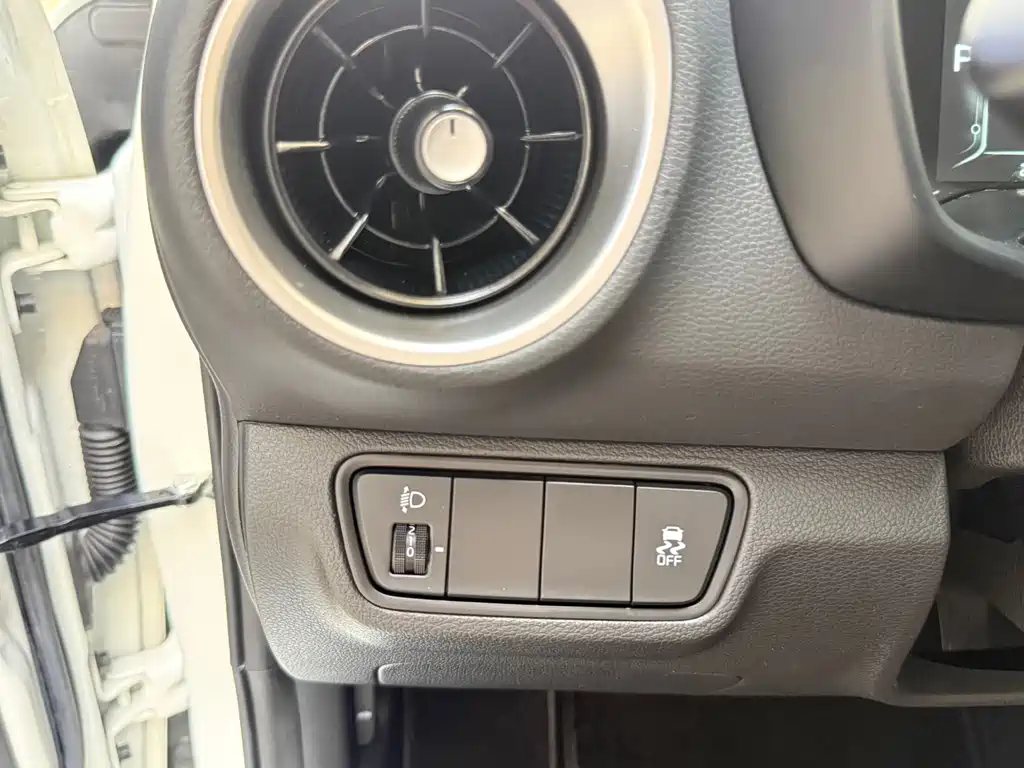 Kia K3 — миниатюра 16