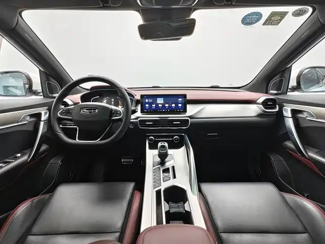 Geely Binyue — миниатюра 5