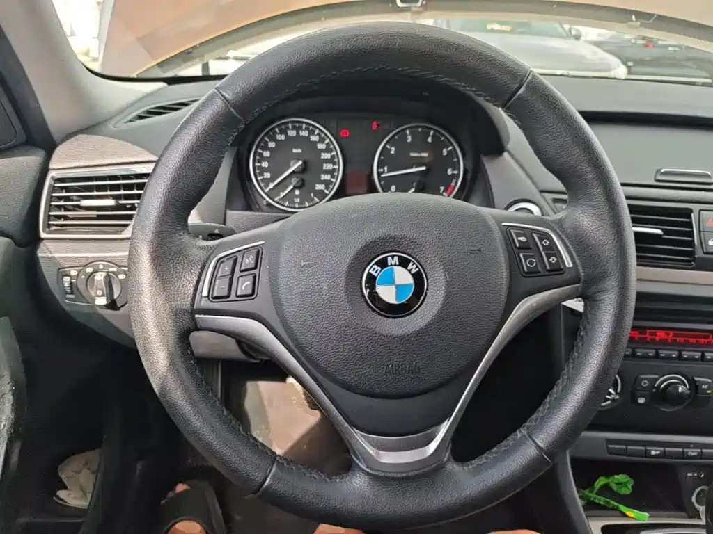 BMW X1 — миниатюра 11