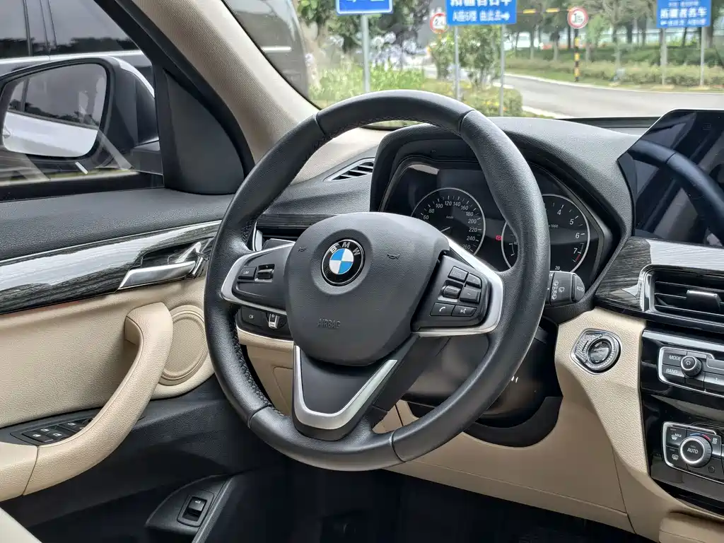 BMW X1 — миниатюра 20