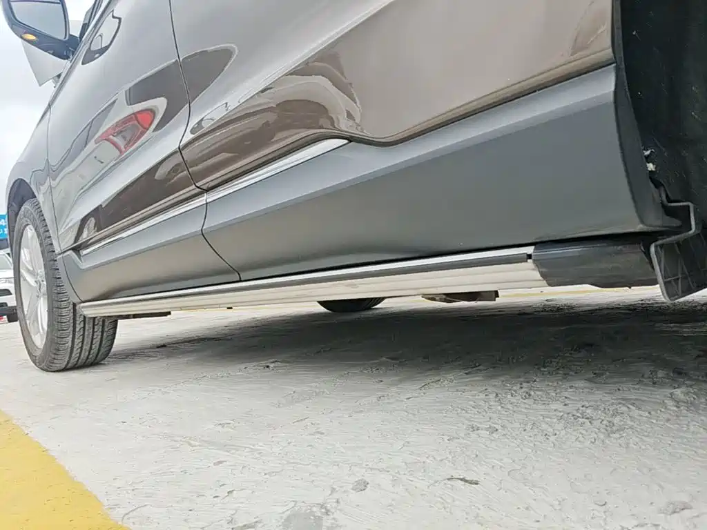Ford Edge — миниатюра 22