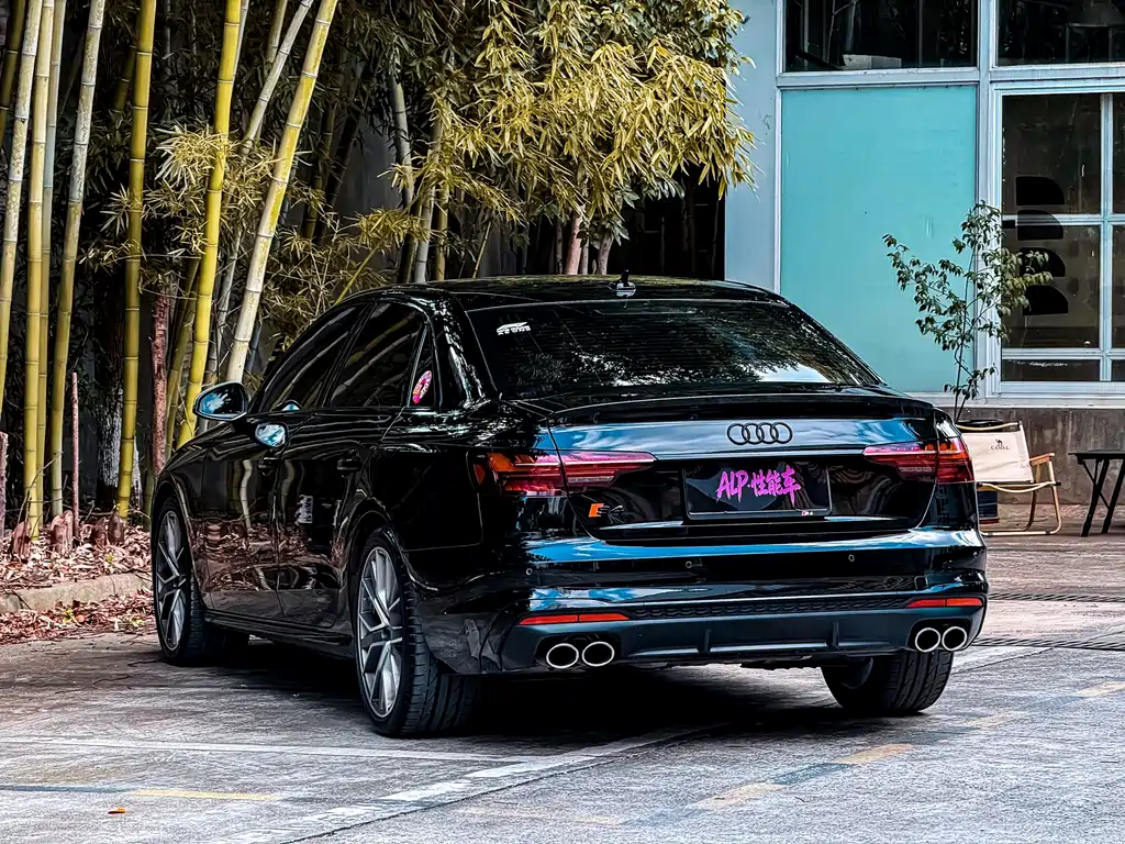 Audi S4 — миниатюра 14
