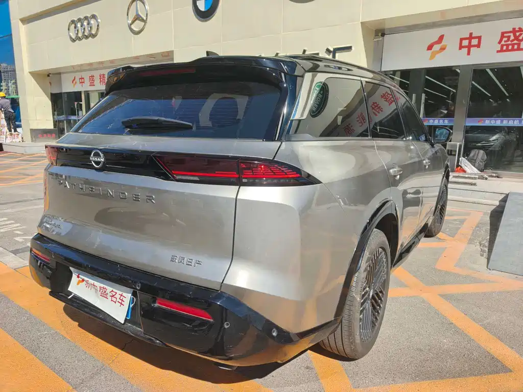 Nissan Teramont — миниатюра 3