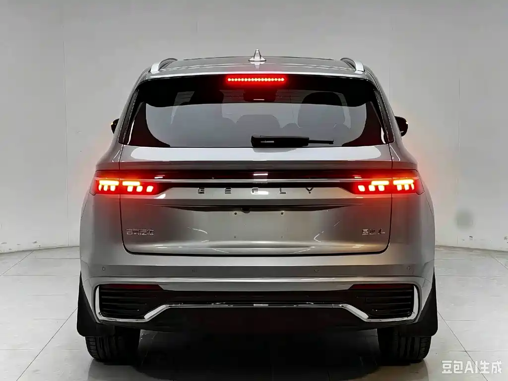 Geely Xingyue L — миниатюра 4
