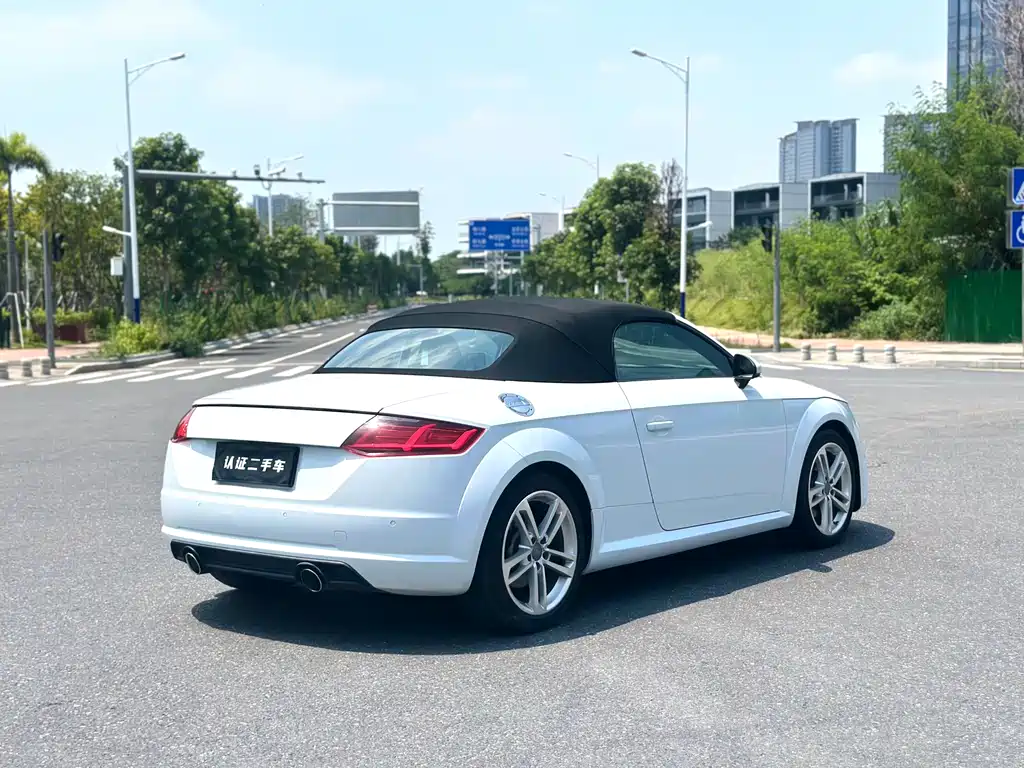 Audi TT — миниатюра 2
