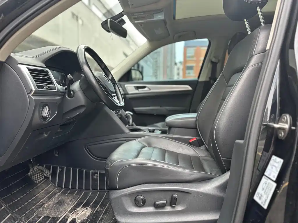 Volkswagen Teramont — миниатюра 7