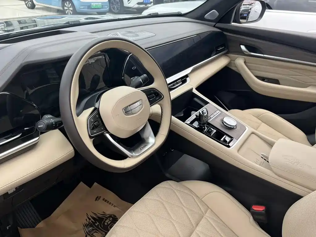Geely Xingyue L — миниатюра 25