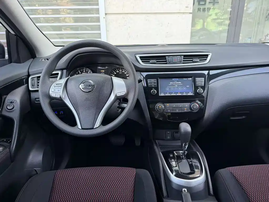 Nissan Qashqai — миниатюра 6