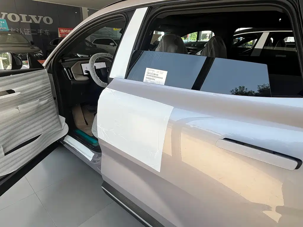 Volvo XC70 PHEV 4WD Ultra Long Range Plus, фото 13