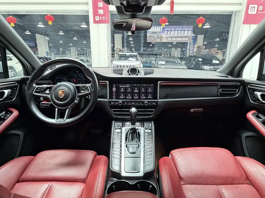 Porsche Macan — миниатюра 4