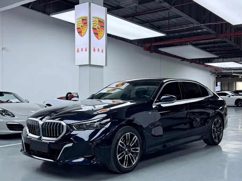 BMW 5 Series 2024
