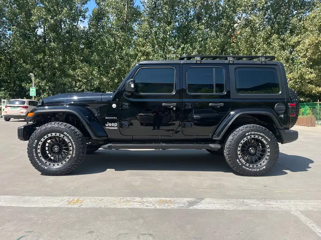 Jeep Wrangler — миниатюра 8