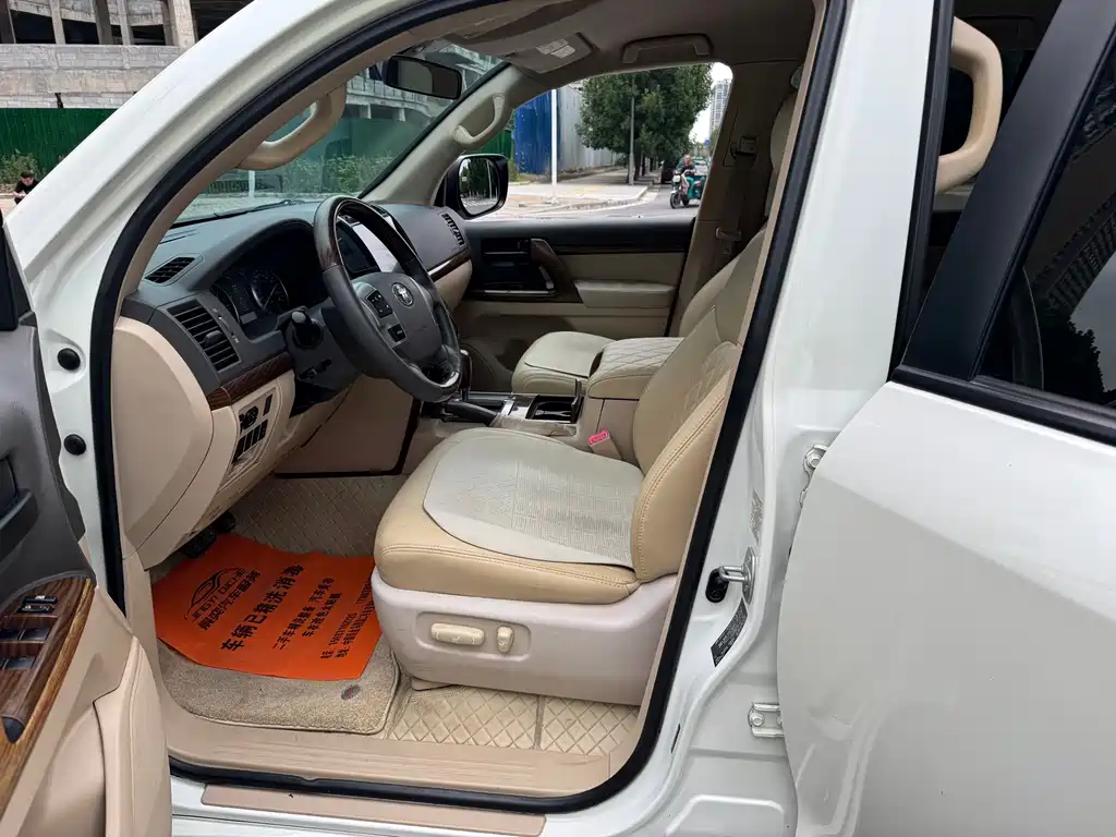 Toyota Land Cruiser — миниатюра 19
