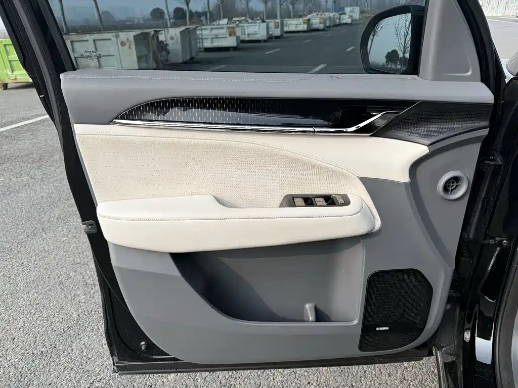 ZEEKR EXTREME KRYPTON 009