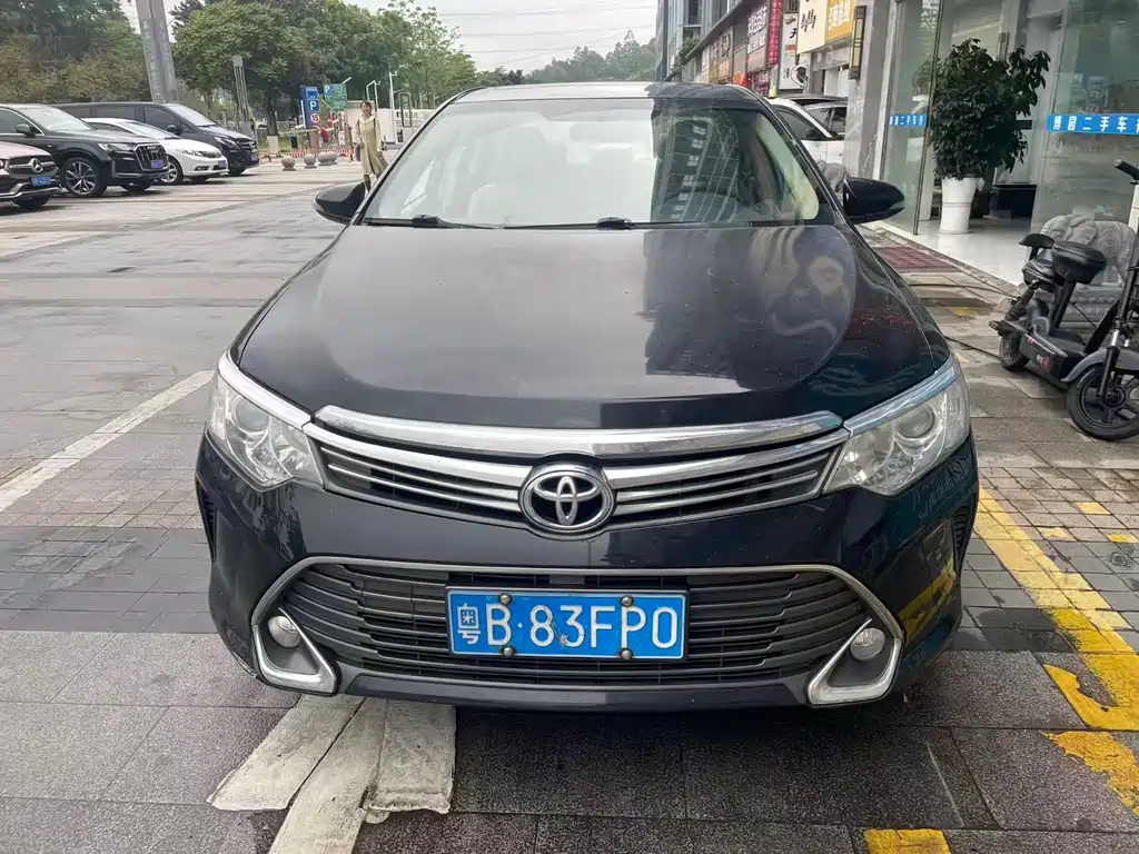Toyota Camry 2015
