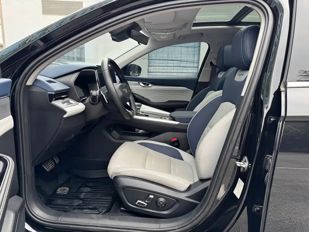 GEELY AUTOMOBILE XINGRUI