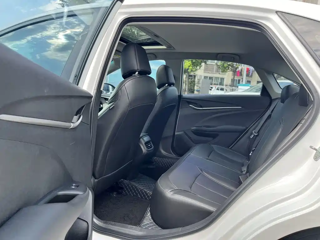 Buick Excelle — миниатюра 6