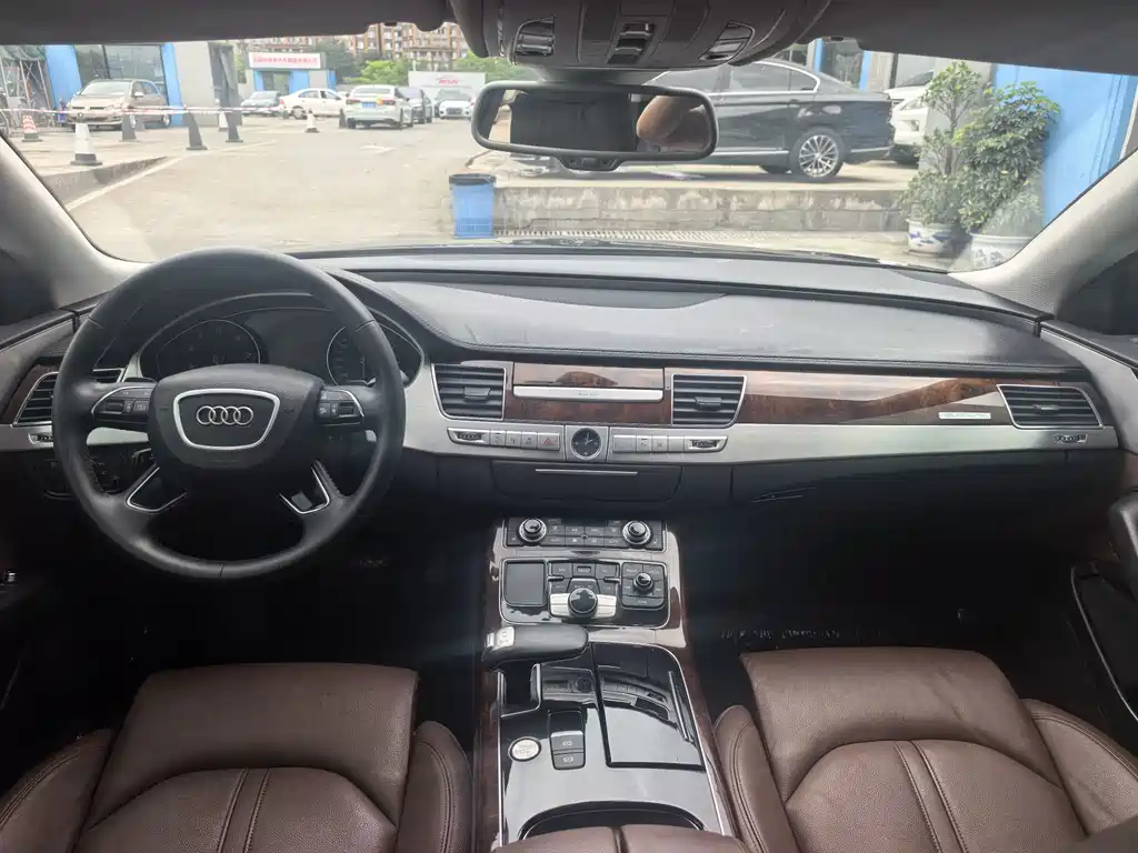 Audi A8 — миниатюра 14