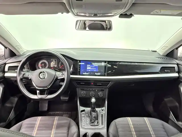 Volkswagen Lavida — миниатюра 4