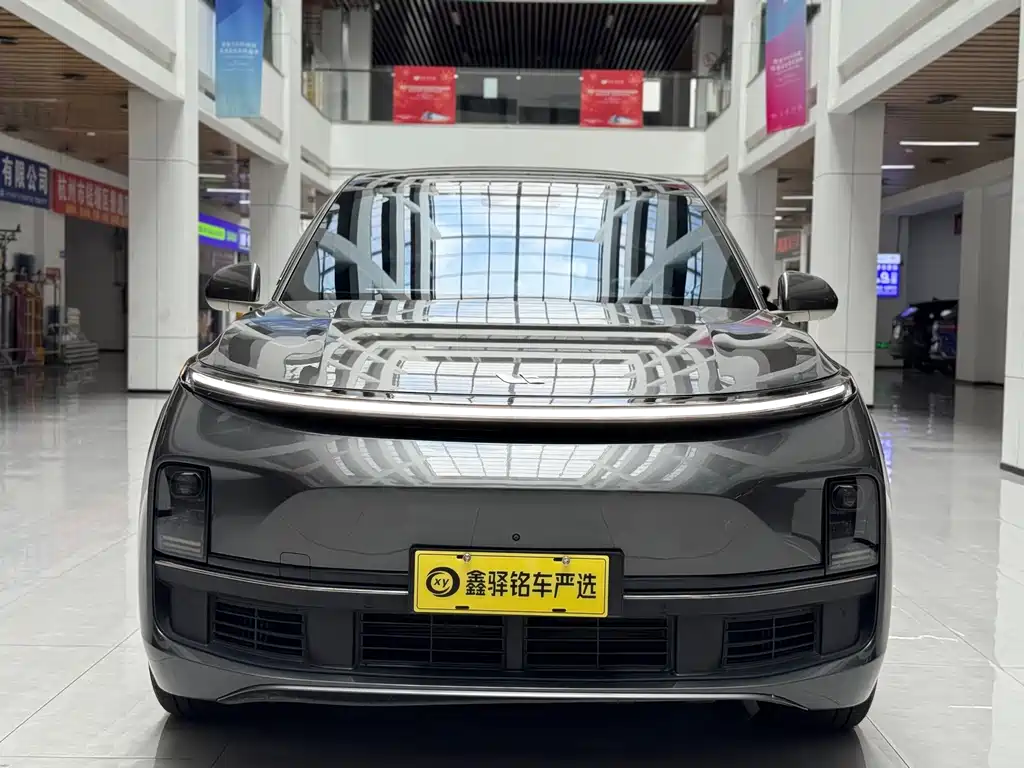 Li Auto Li L8 — миниатюра 2