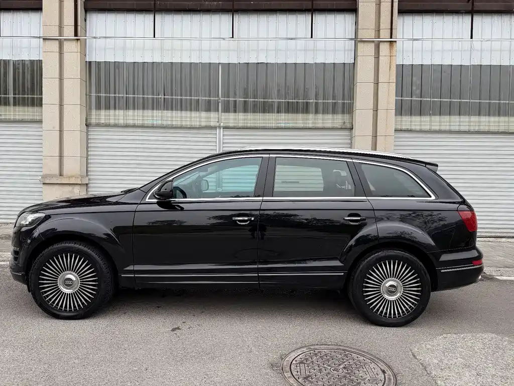 Audi Q7 — миниатюра 3