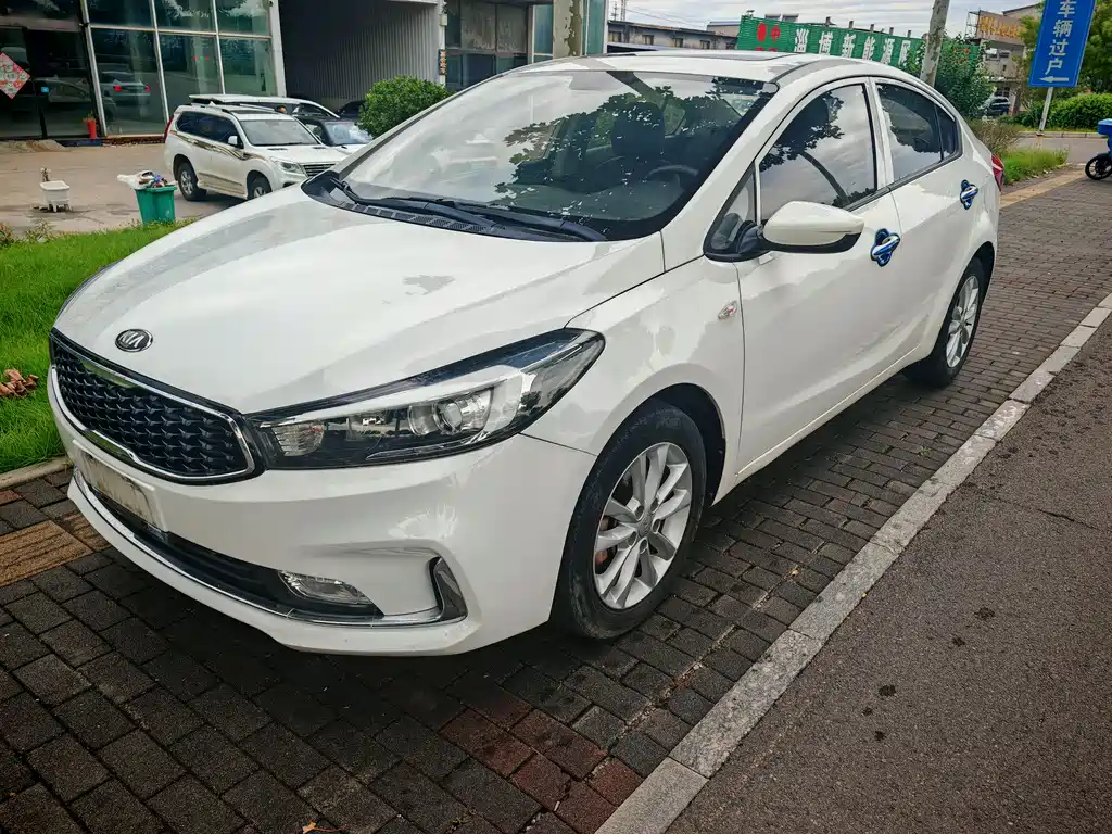 KIA K3